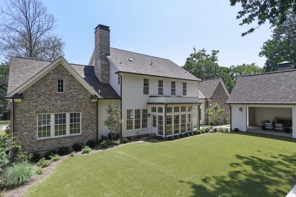 Residential roof in Nashville, TN