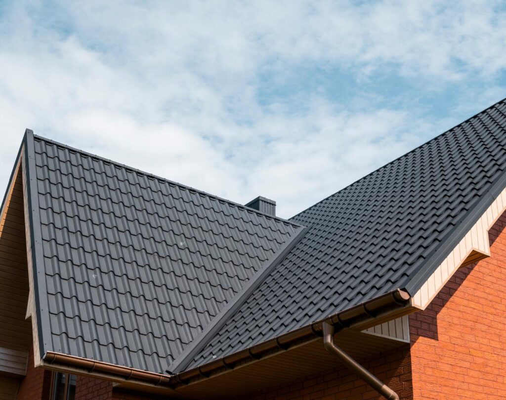 Roof inspection near me in Ashland City, TN following heavy rainfall